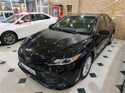 تۆیۆتا کامری